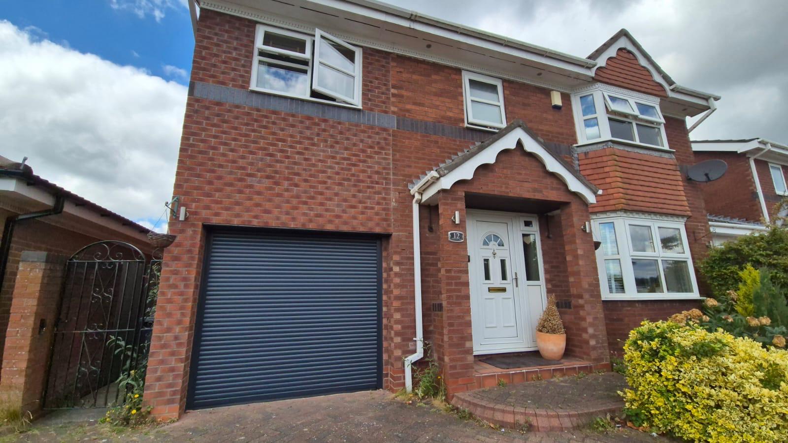 C52 Compact Insulated Roller Shutter Garage Door (52mm Slat) - Image 3